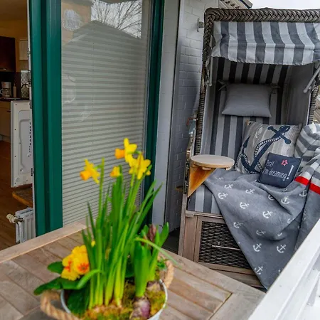 Die-deichbude-4-box-6 Apartment Busum